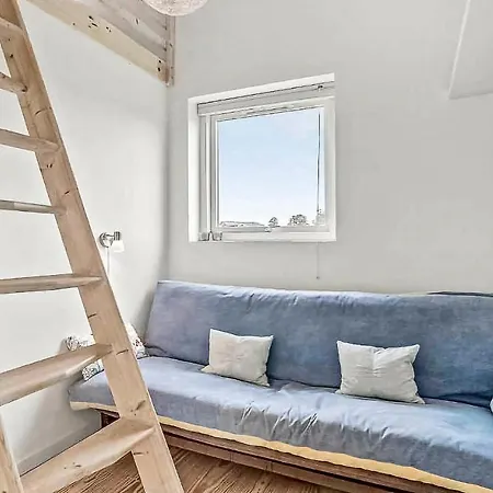 3 Bedroom Lovely In * Hejls