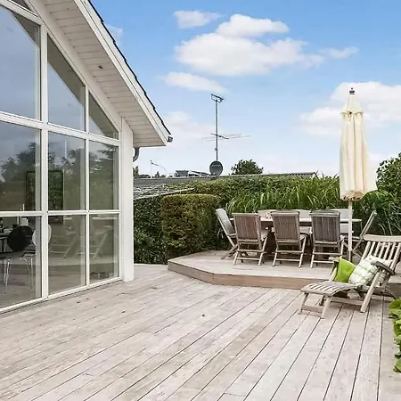 Ferienhaus 3 Bedroom Lovely In *